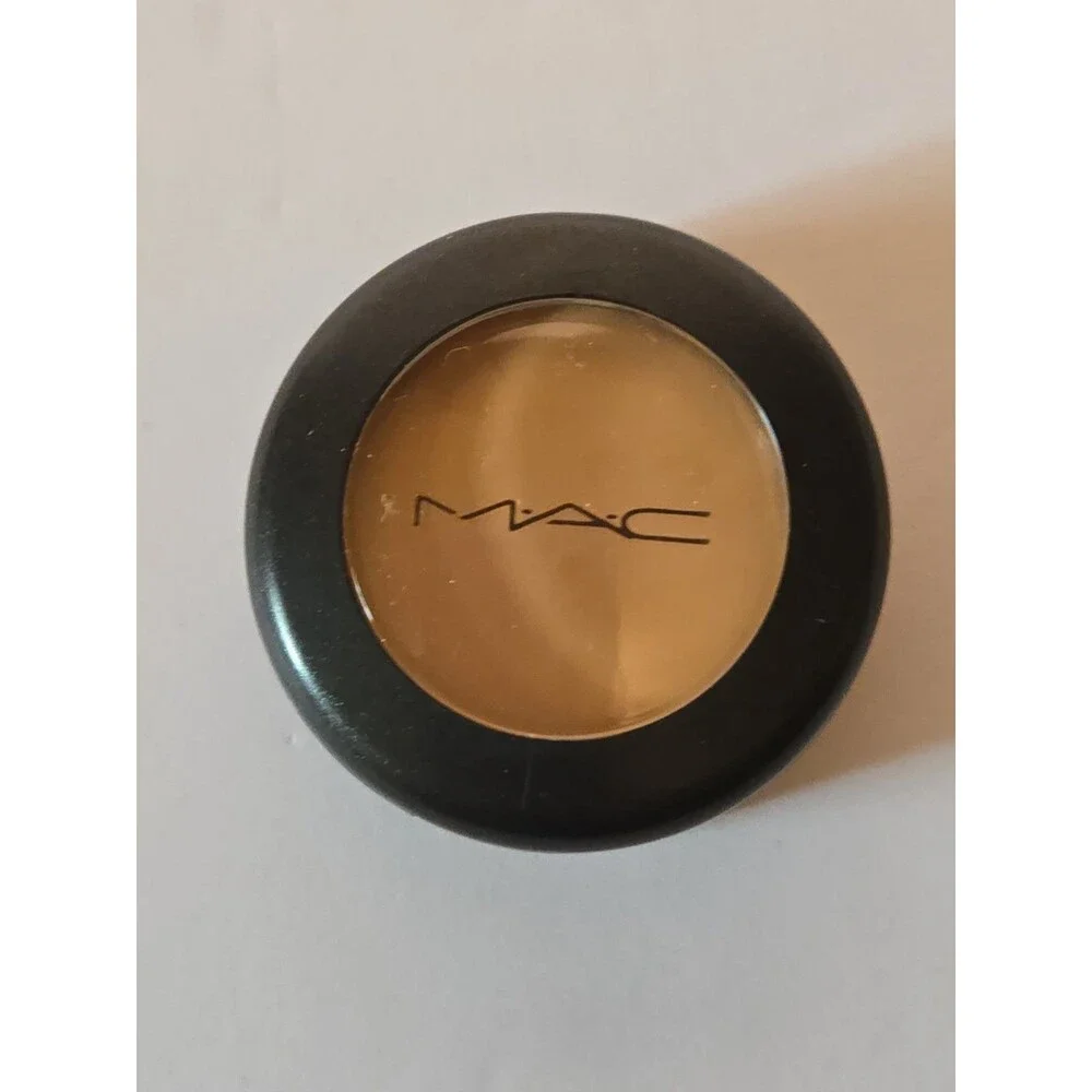 MAC Studio Finish Concealer SPF 35 - NC30 NC 30 NIB Discontinued